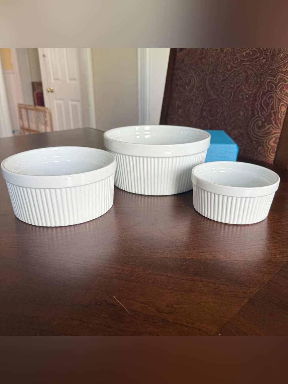 Set of 3 Vintage Pier 1 Ceramic Soufflé Bowls - Assorted Sizes 5”, 6.75” & 8”